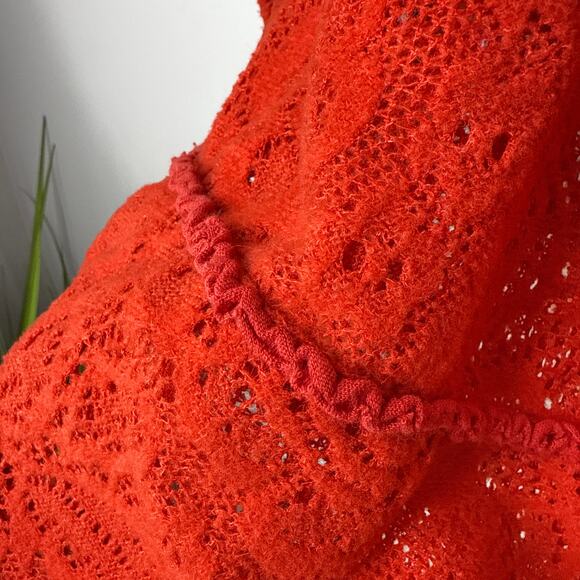 Free People Not Cold in This Top Red Long Sleeve Lacey Oversized Size Small Boho - Picture 3 of 13